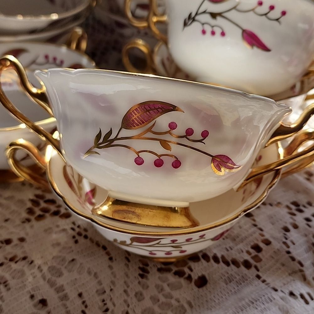 Rare Shelley Fine Bone China Double Handled Cream Soup Bowls  Pink Berry Vine